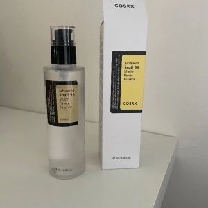 Snigelslem - Säljer mitt snigelslem då den inte kommer till användning✨ den är nästan full och endast använd fåtal gånger (skulle säga att 90% är kvar)❤️ original kartongen är kvar och kommer med. Kan diskutera priset!💕💕