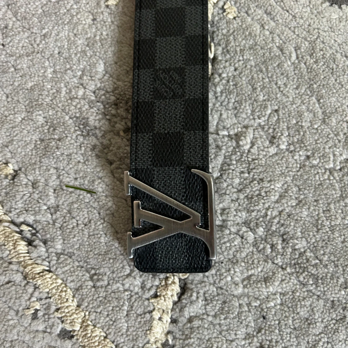 Louis Vuitton bälte  - 90