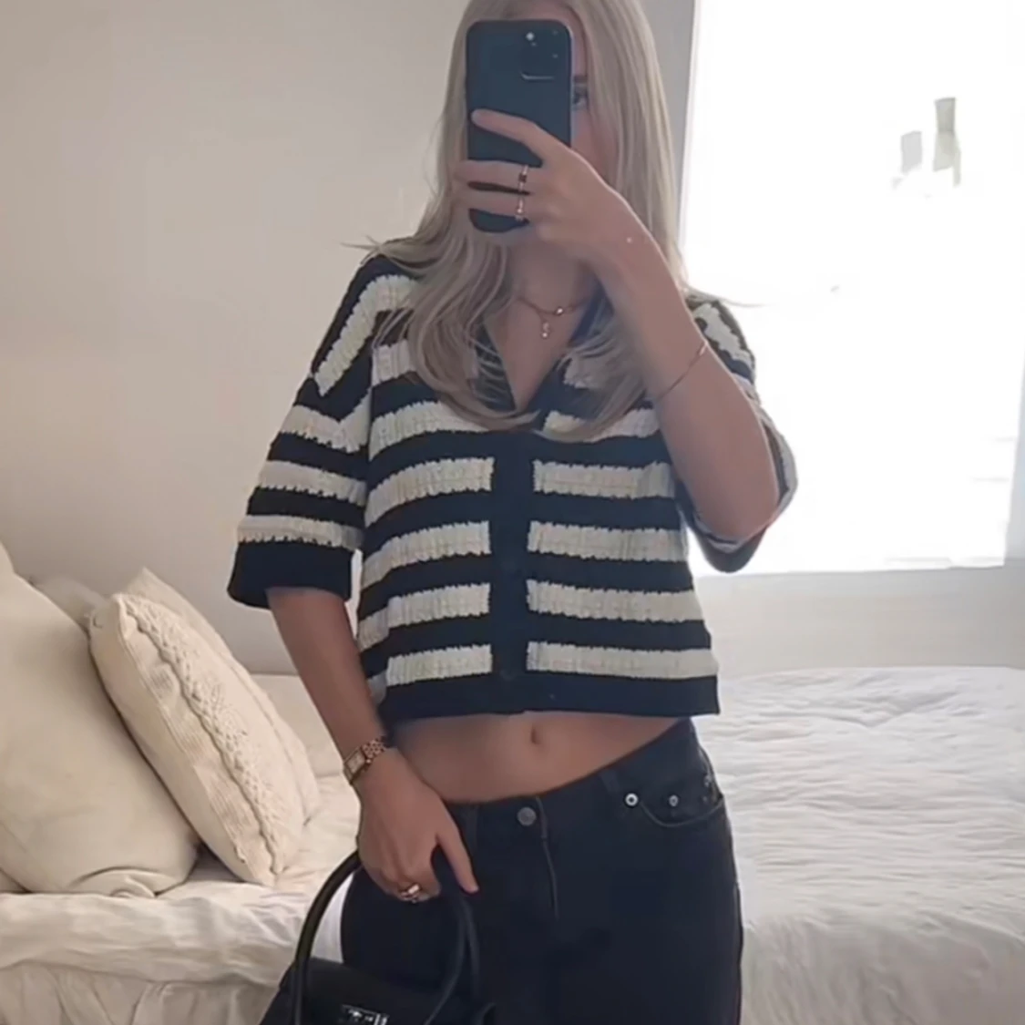 Stickad randig kofta från NA-KD i storlek M