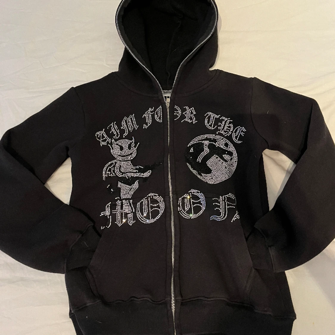 Aim for the moon hoddei  - 90