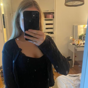 Kofta  - En super snygg koft som jag aldrig har använt🩷🩷