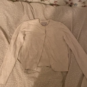 Kofta från hm - Kofta från hm inte använt så mycket 