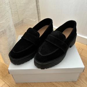 & other stories - skor - Oanvända & other stories skor ”chrome-free tanned leather” i storlek 39