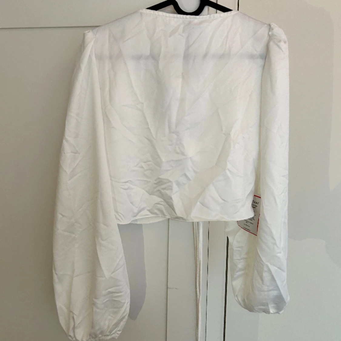 Vit oanvänd blus - 90