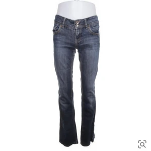 EDC by esprit -  Jättefina jeans från Esprit i storlek 29/32