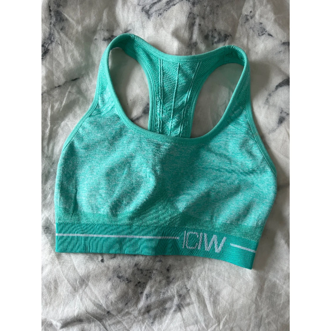 Ny sport-bh från ICIW