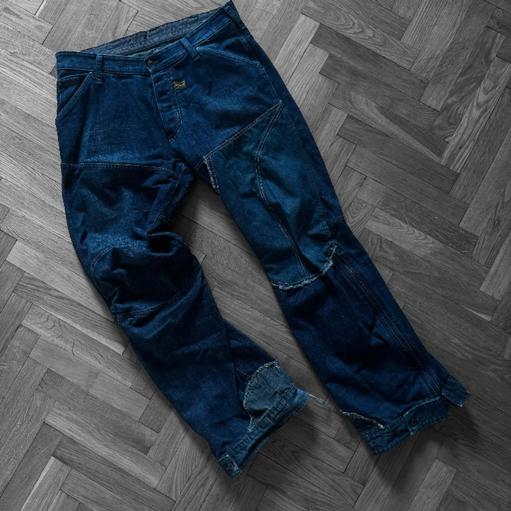 Vintage G-Star Zipper Jeans Size: 34x34  Waist 98cm Lenght 111cm Inseam 86cm  Leg opening 26cm  Vid frågor skicka pm. Jeans & Byxor.