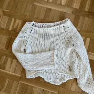 Virkad tröja - Lånade bilder!! Säljer denna för den kom aldrig till användning🙌 Använt två ggr och är i gott skick 🩷