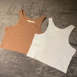 Linnen - Två stycken croppade linnen från lager 157. Endast använda ett fåtal gånger. 