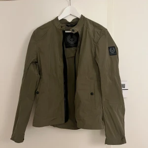 Jacka - Tunnare jacka från belstaff