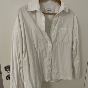 Adanola vit skjorta  - Adanola oversized white shirt 100% cotton So comfortable and chic🌸