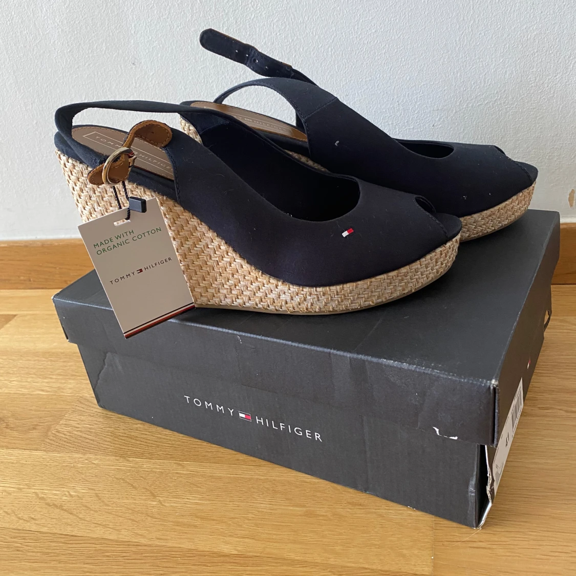 Svarta sandaler från Tommy Hilfiger - 93