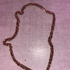 guld kedja  - säljer min guld kedja då jag aldrig använt den