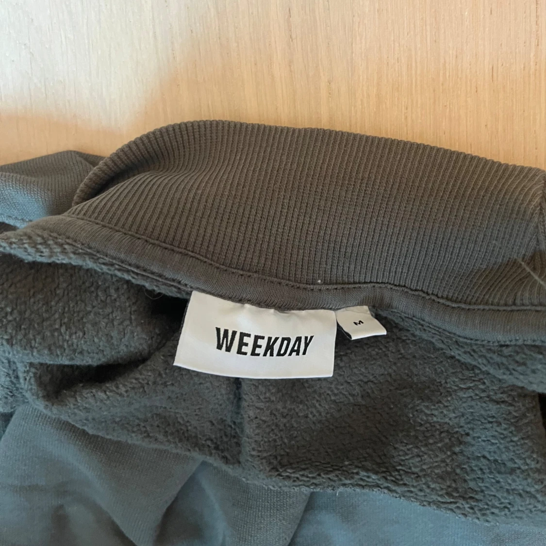   Weekday polotröja - 90