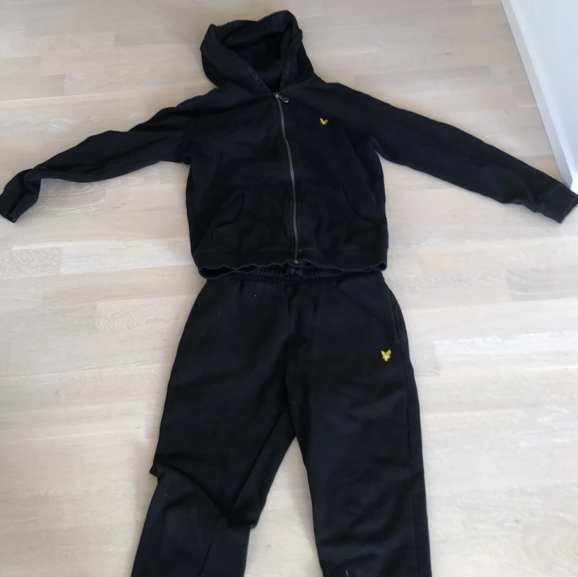 Lyle & scott tracksuit
