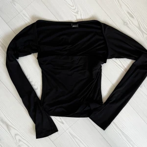 Ginatricot tröja topp - Tröja/topp från Ginatricot Använd en gång