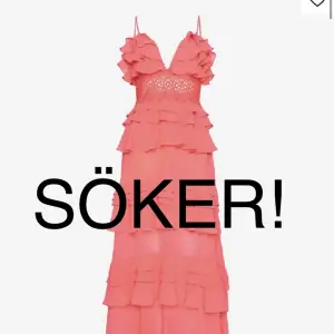 HEJ! Jag SÖKER denna klänning ifrån true decadence i denna färg i storlek 36/S/6 så om någon säljer så kontakta gärna mig💕💕💕