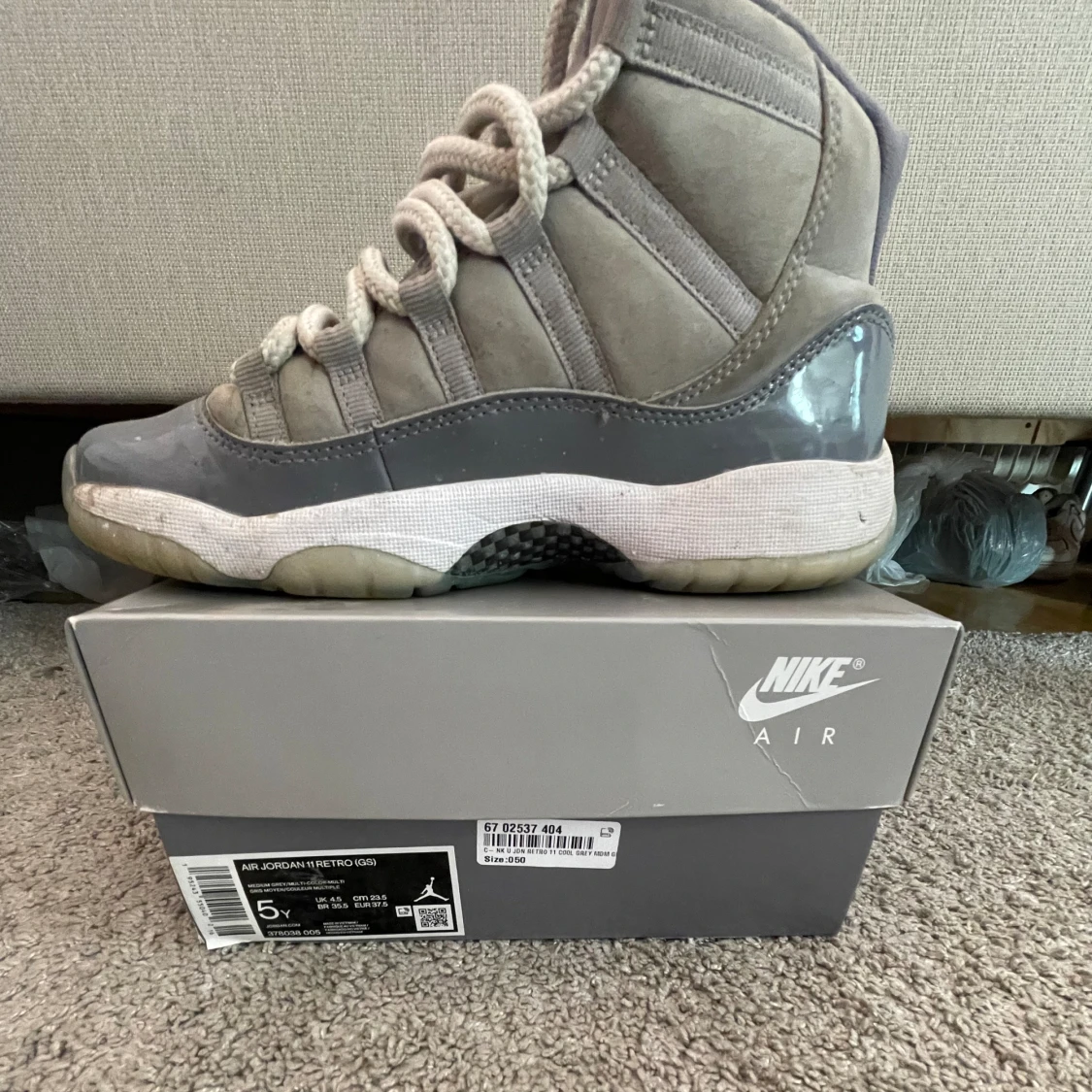 Air Jordan 11 grey  - 91