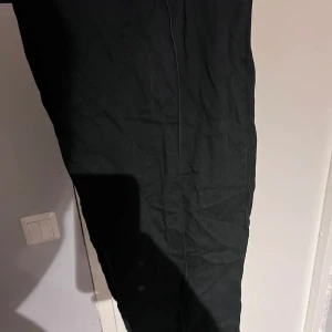 Kostym skatebyxa  - Kostym byxa med skate modell 