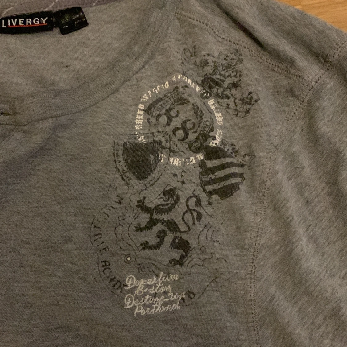 Grå långärmad tshirt - 90