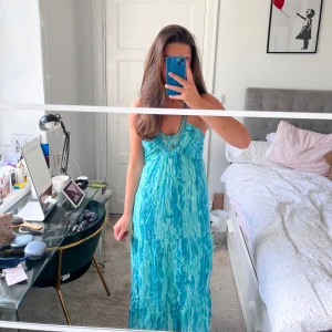 Långklänning! - Så snygg klänning! Jag är 172 för referens❤️