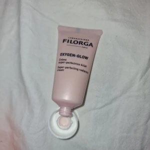 Hudkräm - Helt oanvänd, se sista bild för information🫶🏼