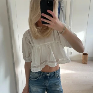 Topp - Säljer denna fina topp🤍