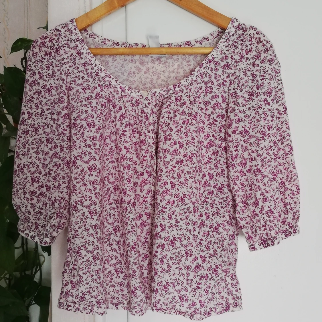 Blus lila blommor Strl 36