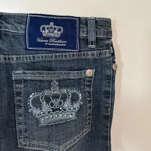 Victoria Beckham kjol - Från Victoria Beckham, mycket bra skick, storlek xs/s!💖