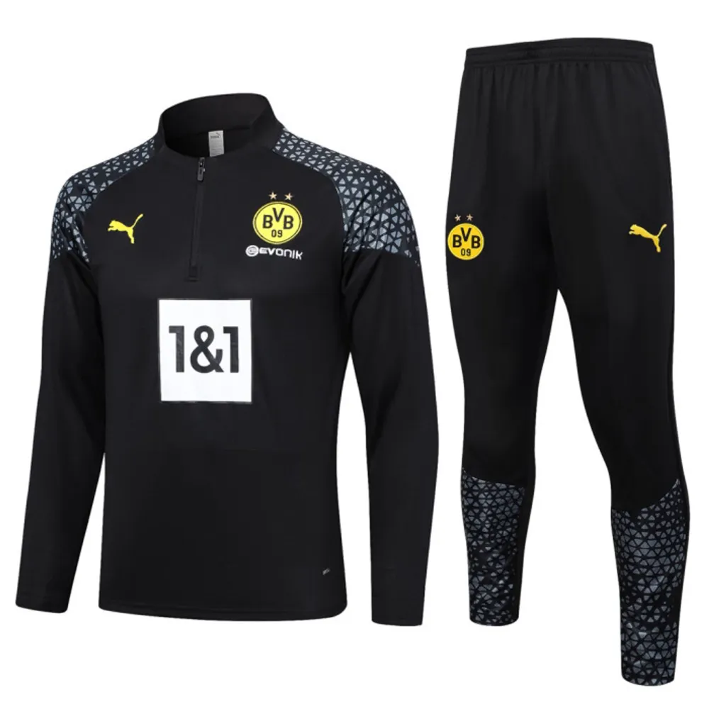 Helt ny Dortmund tracksuit . Övrigt.