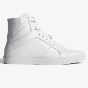 Zadig & Voltaire skor - Skor från Zadig & Voltaire. Använts ett fåtal gånger,  har några tecken på användning i skon och sulan. Nypris 3850 kr🩷 