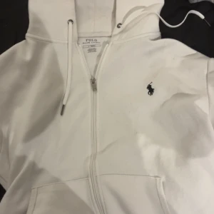Polo hoodie  - Knappt använd bra skick 