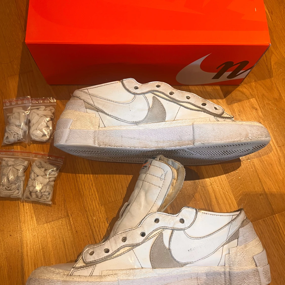 Nike Sacai blazer low all white with og box and laces - 92