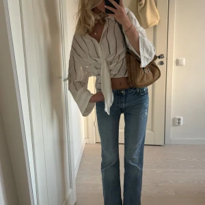 Blus  - Superfin blus från zara😍 