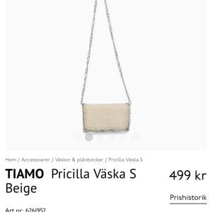 Säljer min äkta Tiamo väska, använt fåtal gånger men köpt här på Plick. Kommer ej till användning💗