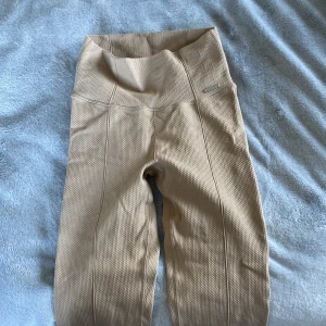 Aimn Luxe Seamless Tights XS - Aldrig använda! Riktigt snygga på