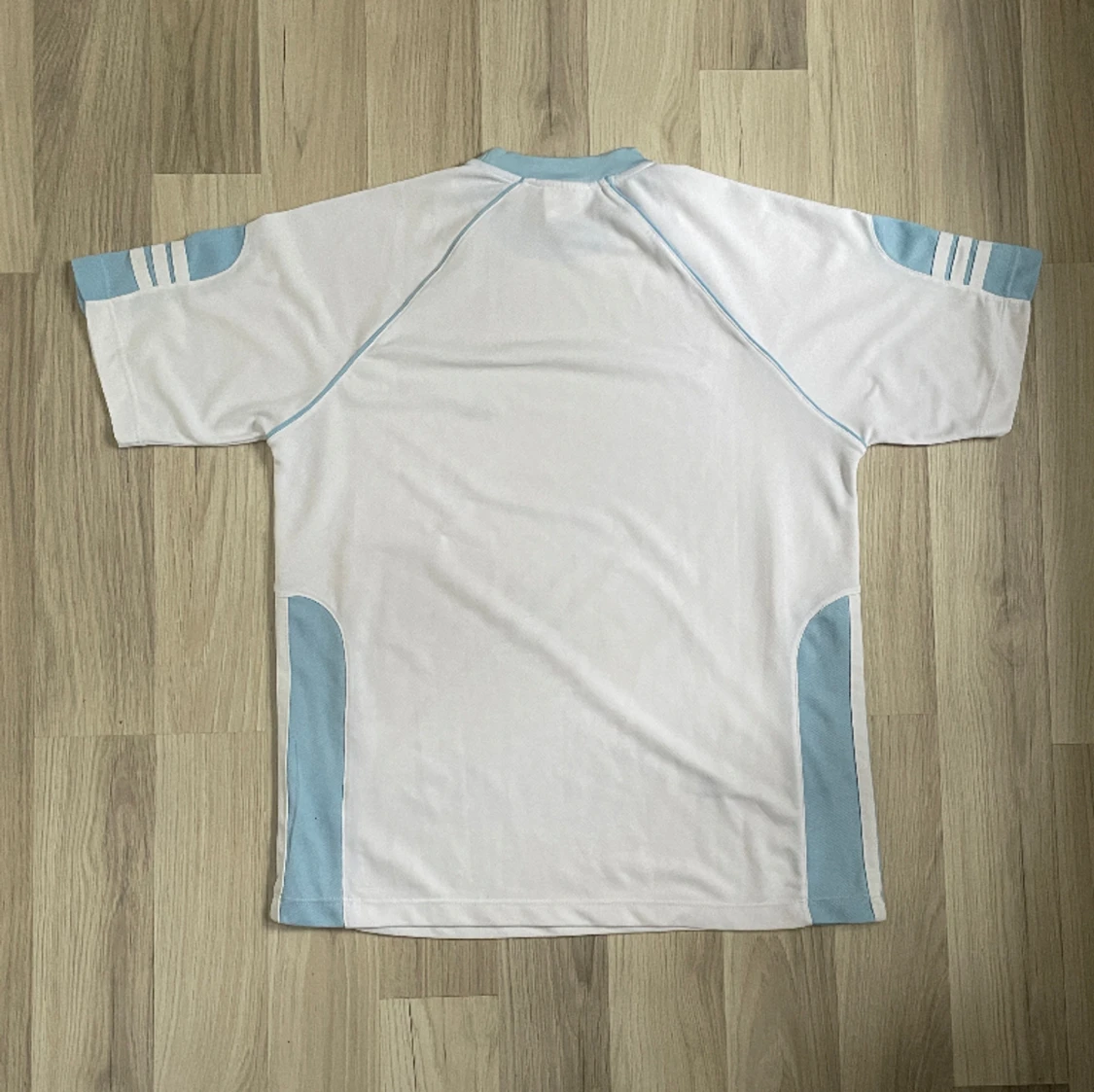 Y2K Adidas Tränings T-shirt - 90