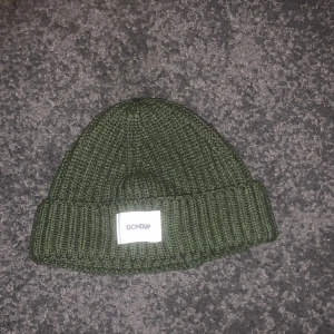 Dondup mössa - 10/10 sick men tröttnat på den!