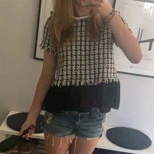 Fin blus  - En fin blus i storlek S💕 Inga defekter. Skriv privat via intresse eller frågor 🥰