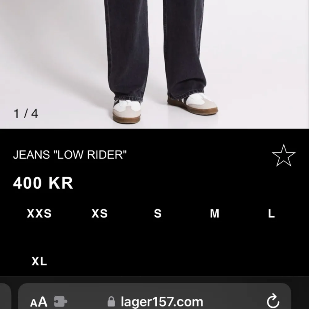 Använder ej storlek xs. Nypris 400kr säljer för 200kr. Jeans & Byxor.