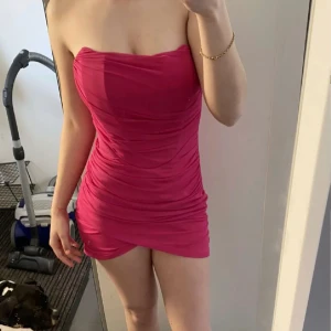 Klänning - Aldrig använd