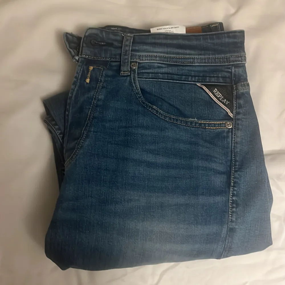 Replay jeans regular fit! Andvända ett fåtal gånger köpta för ca 1400.. Jeans & Byxor.