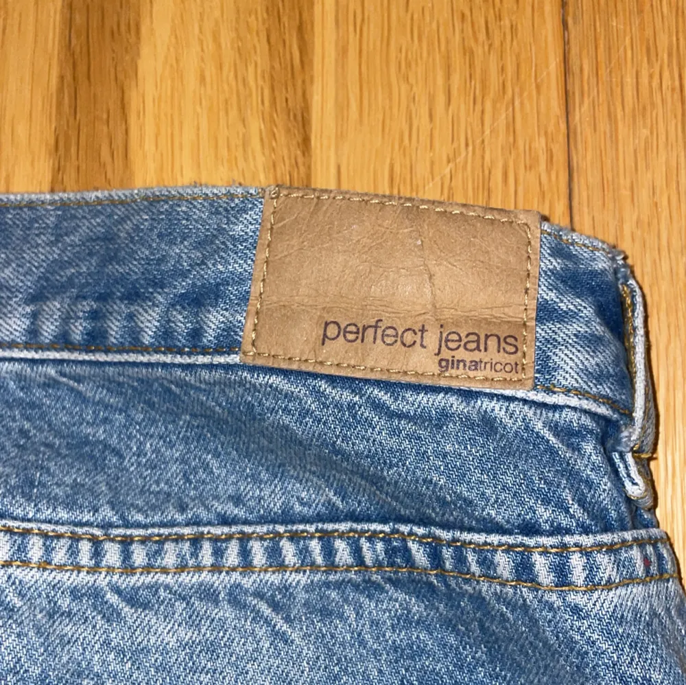 Jeans i bra skick men använda en del gånger i en viss period, sväljs pga att de inte passar längre . Jeans & Byxor.