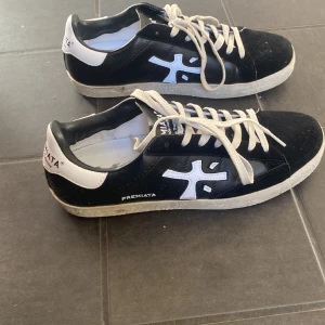 Premiata skor  - Säljer mina Premiata skor inga defekter.  Skriv om du har några frågor!