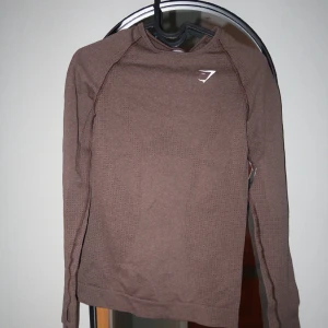 Träningströja från Gymshark  - Helt ny oanvänd Träningströja från GymShark, storlek M funkar bra för Small också. 