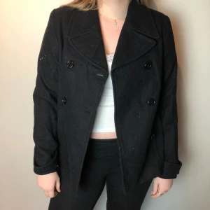 Svart kappa - Skitsnygg kappa😍