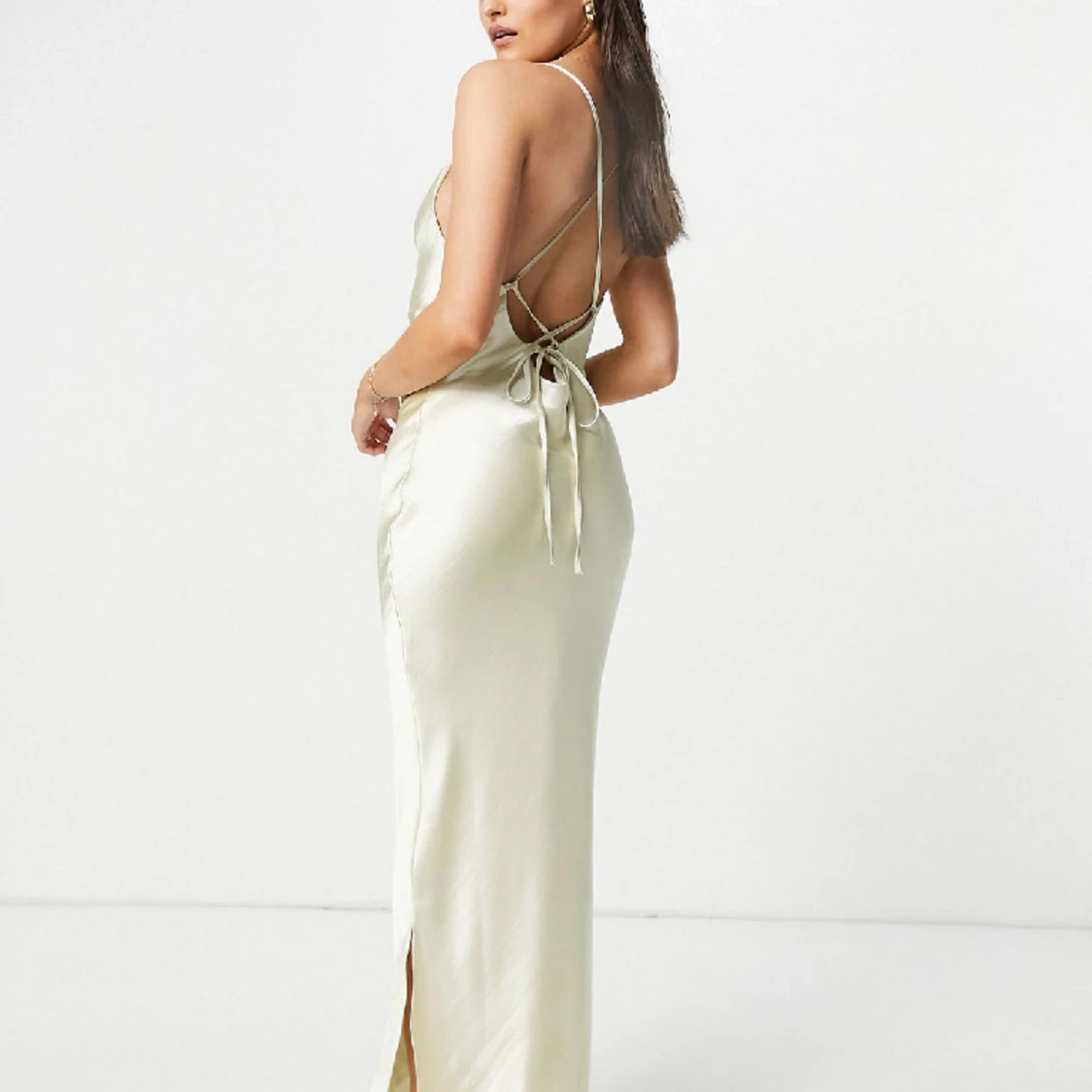 Balklänning satin ljus - 91