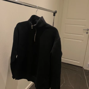 Zara Halv Zip tröja - Storlek S  Bra skick