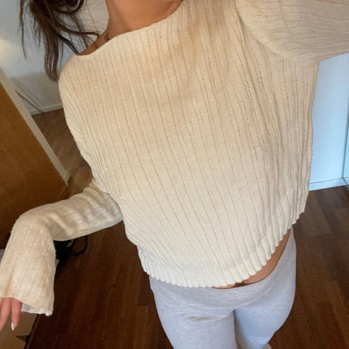 Stickad tröja vit  - 91