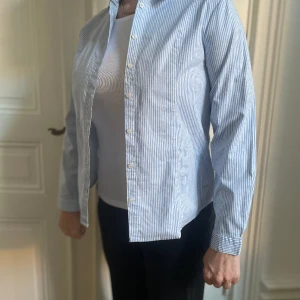 Flash woman skjorta - Flash woman skjorta Skick 9/10 Stl 38, S